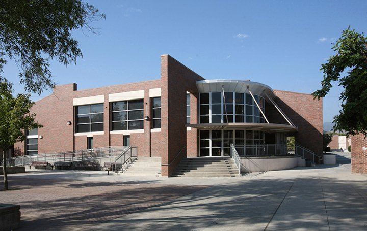 Monta Vista Library